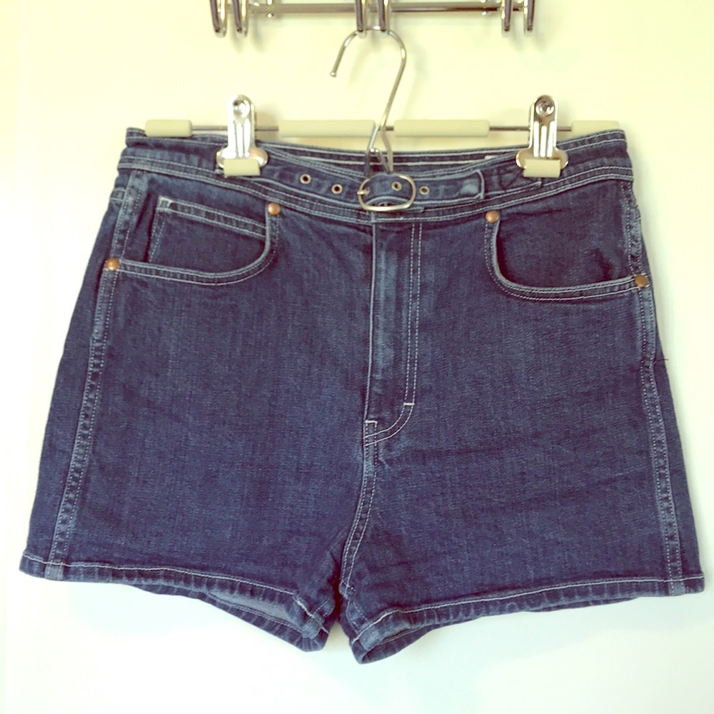 Denim shorts, high rise, 29
